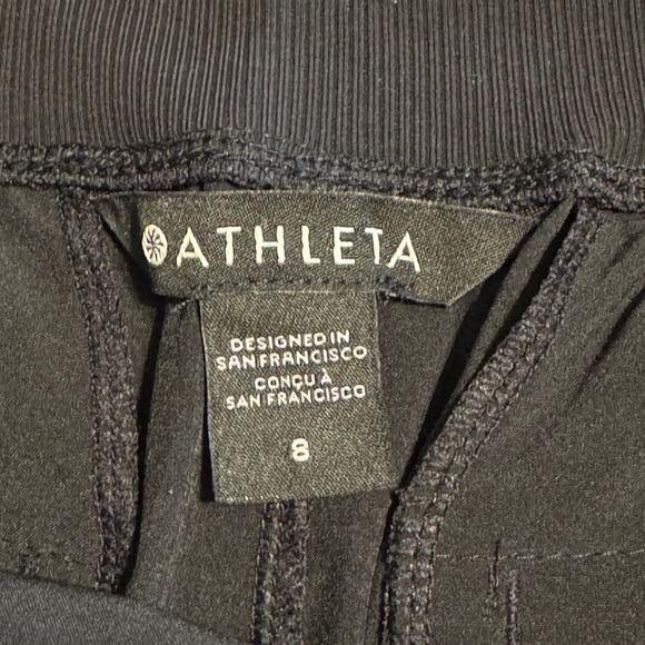 Athleta Brooklyn Shorts with 3.5 inch inseam - Picture 3 of 5